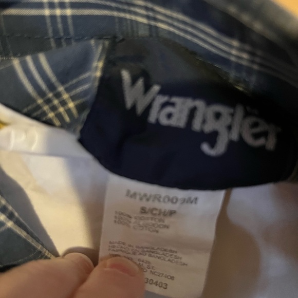 Wrangler snap button down - Picture 11 of 16